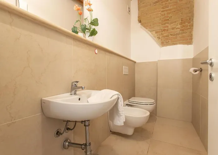 Am 1 - Elegant Three-room In The Center